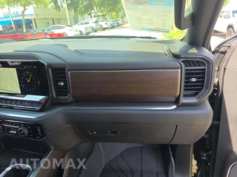 2025 Chevrolet Silverado 1500 High Country Crew Cab Short Bed 3LZ - miniatura 19