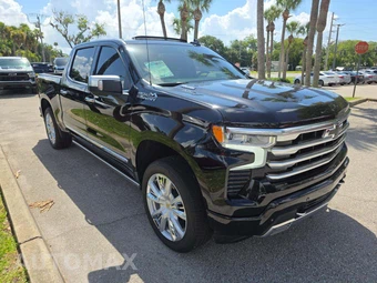 2025 Chevrolet Silverado 1500 High Country Crew Cab Short Bed 3LZ - miniatura 4