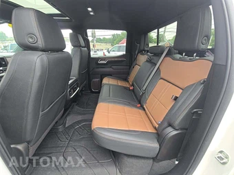 2025 Chevrolet Silverado 1500 High Country Crew Cab Short Bed 3LZ - miniatura 10
