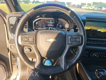 2025 Chevrolet Silverado 1500 High Country Crew Cab Short Bed 3LZ - miniatura 10