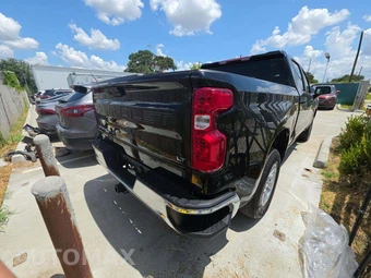 2025 Chevrolet Silverado 1500 LT Crew Cab Short Bed 1LT - miniatura 3