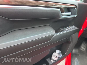 2025 Chevrolet Silverado 1500 LT Crew Cab Short Bed 1LT - miniatura 9