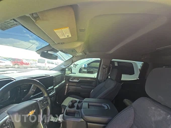 2025 Chevrolet Silverado 1500 LT Crew Cab Short Bed 1LT - miniatura 17