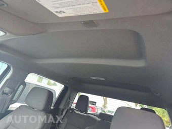 2025 Chevrolet Silverado 1500 LT Trail Boss Crew Cab Short Bed 2LT - miniatura 8