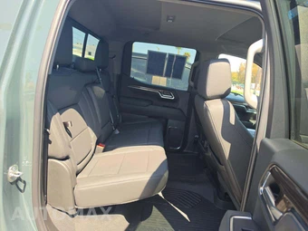 2025 Chevrolet Silverado 1500 LT Trail Boss Crew Cab Short Bed 2LT - miniatura 16