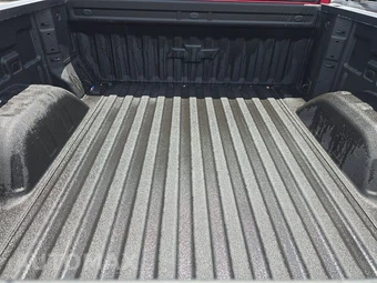 2025 Chevrolet Silverado 1500 LTZ Crew Cab Short Bed 1LZ - miniatura 16