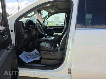 2025 Chevrolet Silverado 1500 LTZ Crew Cab Short Bed 1LZ - miniatura 3