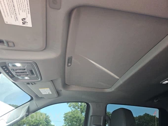 2025 Chevrolet Silverado 1500 LTZ Crew Cab Short Bed 1LZ - miniatura 18