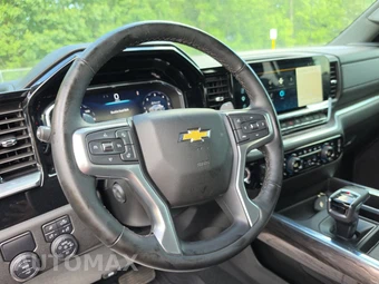 2025 Chevrolet Silverado 1500 LTZ Crew Cab Short Bed 1LZ - miniatura 10