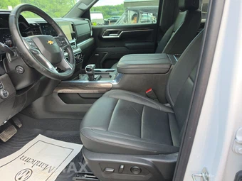 2025 Chevrolet Silverado 1500 LTZ Crew Cab Short Bed 1LZ - miniatura 7