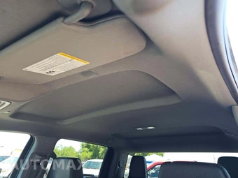 2025 Chevrolet Silverado 1500 LTZ Crew Cab Short Bed 1LZ - miniatura 8