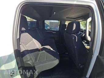 2025 Chevrolet Silverado 1500 RST Crew Cab Medium Bed 1SP - miniatura 16