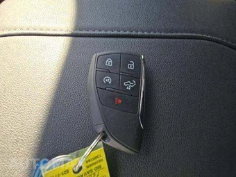 2025 Chevrolet Silverado 1500 RST Crew Cab Medium Bed 1SP - miniatura 8