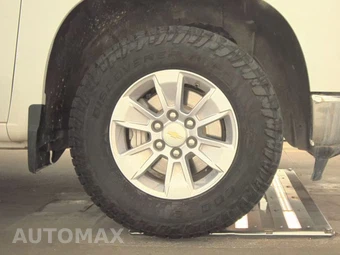 2025 Chevrolet Silverado 1500 WT Crew Cab Short Bed 1WT - miniatura 10