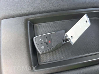 2025 Chevrolet Silverado 1500 WT Crew Cab Short Bed 1WT - miniatura 8
