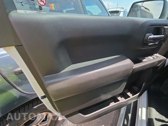 2025 Chevrolet Silverado 1500 WT Regular Cab Long Bed 1WT - miniatura 9
