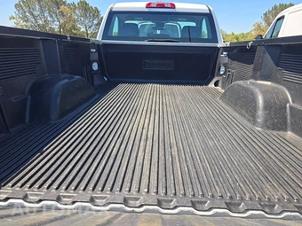 2025 Chevrolet Silverado 1500 WT Regular Cab Long Bed 1WT - miniatura 16