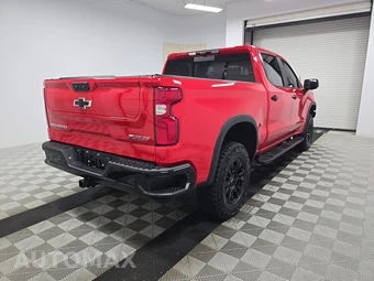 2025 Chevrolet Silverado 1500 ZR2 Crew Cab Short Bed 3LT - miniatura 4