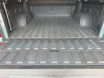 2025 Chevrolet Silverado 1500 ZR2 Crew Cab Short Bed 3LT - miniatura 16
