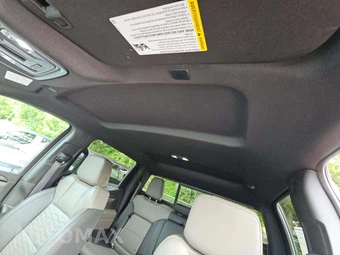 2025 Chevrolet Silverado 1500 ZR2 Crew Cab Short Bed 3LT - miniatura 8