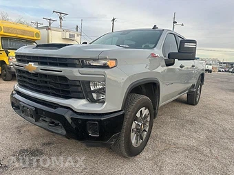 2025 Chevrolet Silverado 2500HD Custom Crew Cab Medium Bed 1CX - miniatura 3