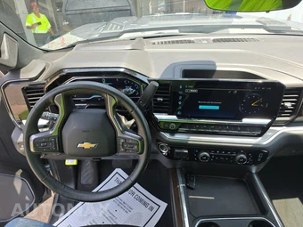 2025 Chevrolet Silverado 2500HD High Country Crew Cab Long Bed 3LZ - miniatura 11