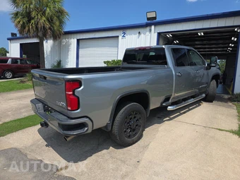 2025 Chevrolet Silverado 2500HD High Country Crew Cab Long Bed 3LZ - miniatura 4