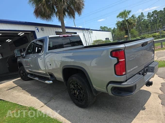 2025 Chevrolet Silverado 2500HD High Country Crew Cab Long Bed 3LZ - miniatura 6