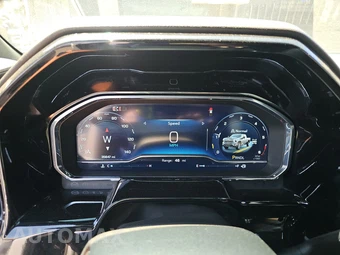 2025 Chevrolet Silverado 2500HD High Country Crew Cab Medium Bed 3LZ - miniatura 12