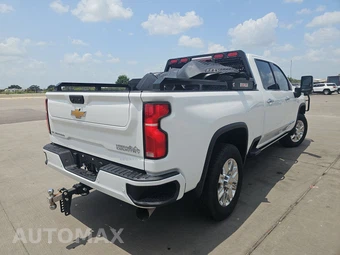 2025 Chevrolet Silverado 2500HD High Country Crew Cab Medium Bed 3LZ - miniatura 4