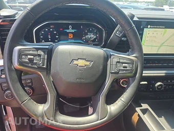 2025 Chevrolet Silverado 2500HD High Country Crew Cab Medium Bed 3LZ - miniatura 10