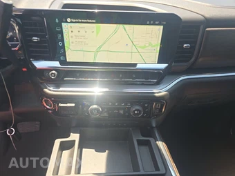 2025 Chevrolet Silverado 2500HD High Country Crew Cab Medium Bed 3LZ - miniatura 11