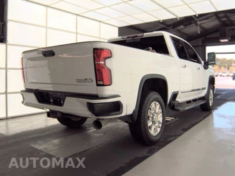 2025 Chevrolet Silverado 2500HD High Country Crew Cab Medium Bed 3LZ - miniatura 4
