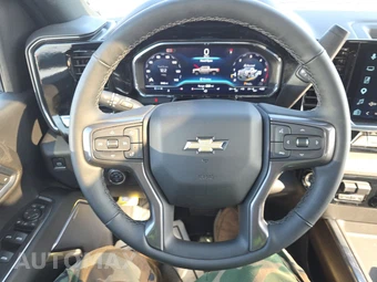 2025 Chevrolet Silverado 2500HD High Country Crew Cab Medium Bed 3LZ - miniatura 10
