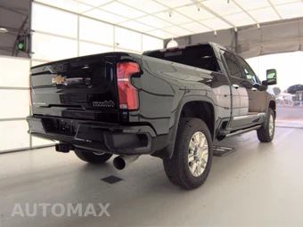 2025 Chevrolet Silverado 2500HD High Country Crew Cab Medium Bed 3LZ - miniatura 4