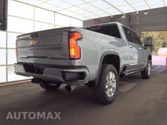 2025 Chevrolet Silverado 2500HD High Country Crew Cab Medium Bed 3LZ - miniatura 4