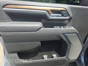 2025 Chevrolet Silverado 2500HD High Country Crew Cab Medium Bed 3LZ - miniatura 9