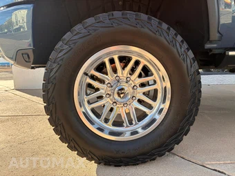 2025 Chevrolet Silverado 2500HD High Country Crew Cab Medium Bed 3LZ - miniatura 4