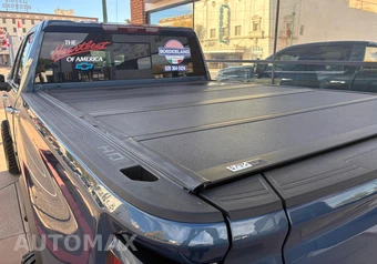 2025 Chevrolet Silverado 2500HD High Country Crew Cab Medium Bed 3LZ - miniatura 8