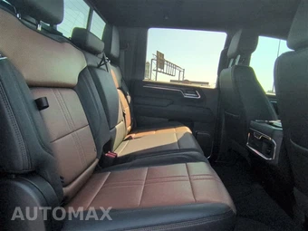 2025 Chevrolet Silverado 2500HD High Country Crew Cab Short Bed 3LZ - miniatura 27