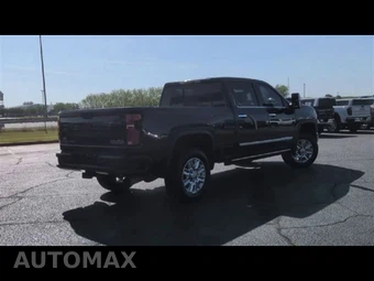 2025 Chevrolet Silverado 2500HD High Country Crew Cab Short Bed 3LZ - miniatura 8