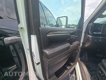 2025 Chevrolet Silverado 2500HD LT Crew Cab Long Bed 1LT - miniatura 9