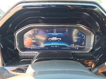 2025 Chevrolet Silverado 2500HD LT Crew Cab Medium Bed 1LT - miniatura 9