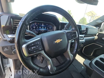 2025 Chevrolet Silverado 2500HD LT Crew Cab Medium Bed 1LT - miniatura 10