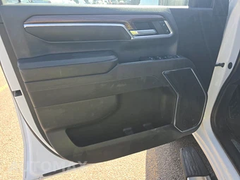 2025 Chevrolet Silverado 2500HD LT Crew Cab Medium Bed 1LT - miniatura 9