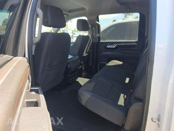 2025 Chevrolet Silverado 2500HD LT Crew Cab Medium Bed 1LT - miniatura 13