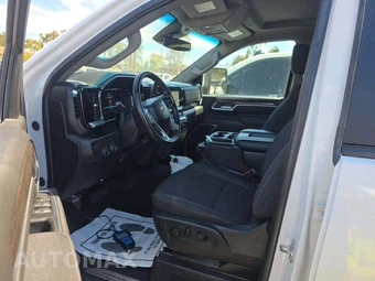 2025 Chevrolet Silverado 2500HD LT Crew Cab Medium Bed 1LT - miniatura 6