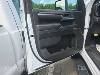 2025 Chevrolet Silverado 2500HD LT Crew Cab Medium Bed 1LT - miniatura 9