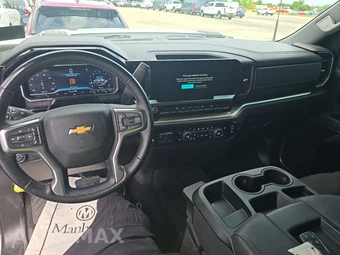 2025 Chevrolet Silverado 2500HD LT Crew Cab Medium Bed 1LT - miniatura 11