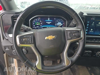 2025 Chevrolet Silverado 2500HD LT Crew Cab Medium Bed 1LT - miniatura 10